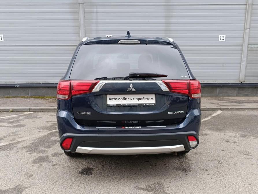 Mitsubishi Outlander III Рестайлинг 2 Санкт-Петербург  - изображение 6