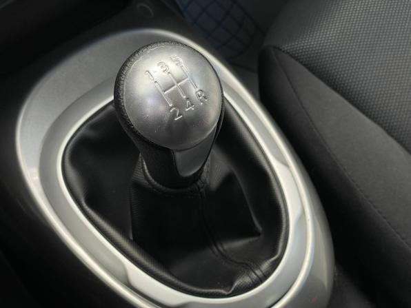 Nissan Juke I с пробегом 2012 года, цена 990 000 рублей, 185526 км, внедорожник, Автокод Объявления