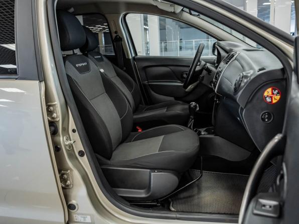 Renault Sandero II Рестайлинг с пробегом 2020 года, цена 1 277 000 рублей, 106978 км, хэтчбек, Автокод Объявления
