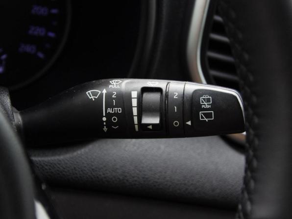 Kia Sportage IV с пробегом 2018 года, цена 2 060 000 рублей, 124000 км, внедорожник, Автокод Объявления