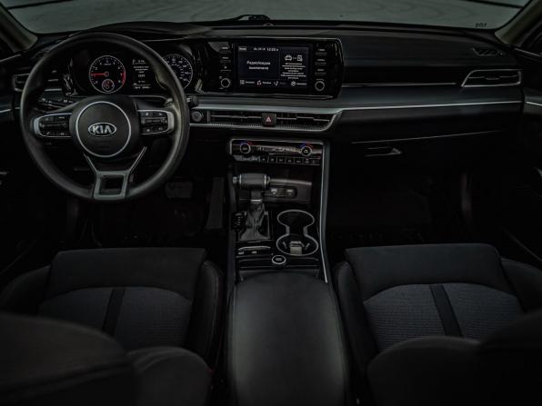 Kia K5 III с пробегом 2021 года, цена 2 499 000 рублей, 63389 км, седан, Автокод Объявления