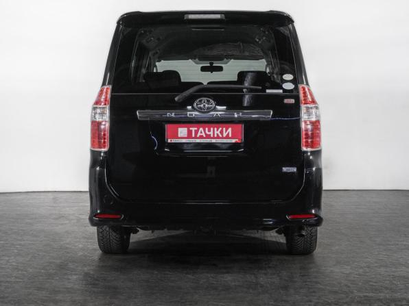 Toyota Noah II (R70) с пробегом 2007 года, цена 1 350 500 рублей, 199385 км, минивэн, Автокод Объявления