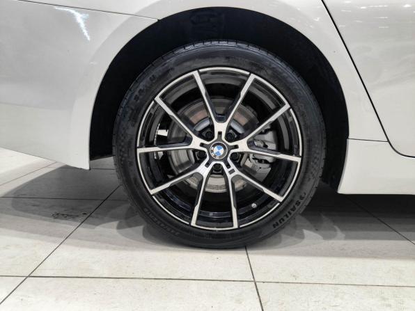 BMW 5 серии VII (G30/G31/G38) с пробегом 2018 года, цена 2 400 000 рублей, 217560 км, седан, Автокод Объявления