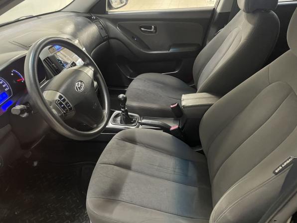 Hyundai Elantra IV (HD) с пробегом 2010 года, цена 800 000 рублей, 303645 км, седан, Автокод Объявления