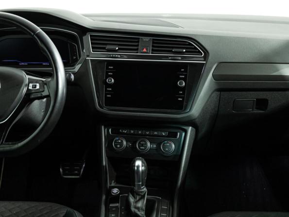 Volkswagen Tiguan II с пробегом 2019 года, цена 2 499 700 рублей, 134138 км, внедорожник, Автокод Объявления