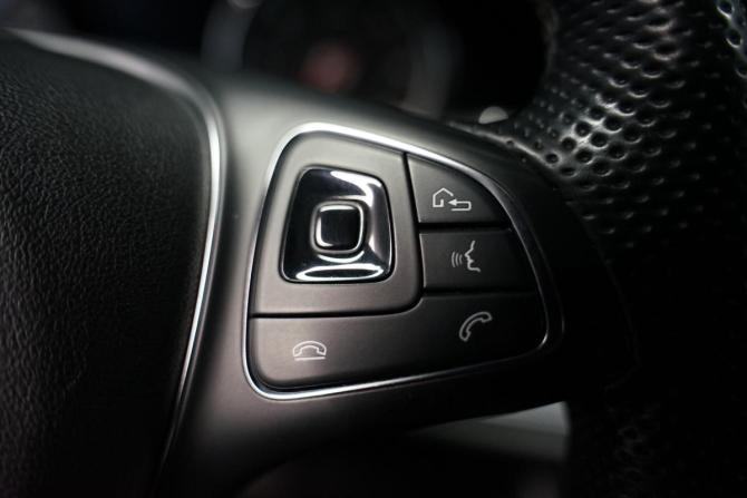 Mercedes-Benz E-Класс V (W213 S213 C238) с пробегом 2018 года, цена 2 190 000 рублей, 88895 км, универсал, Автокод Объявления
