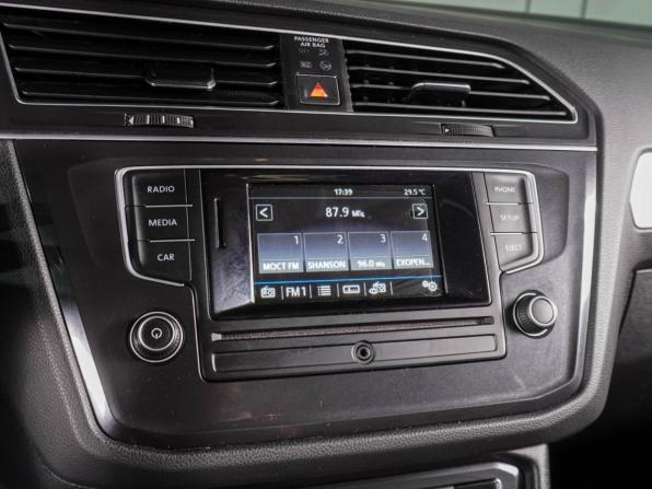 Volkswagen Tiguan II с пробегом 2017 года, цена 1 799 000 рублей, 117285 км, внедорожник, Автокод Объявления