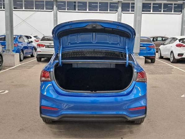 Hyundai Solaris II с пробегом 2019 года, цена 1 295 000 рублей, 105340 км, седан, Автокод Объявления