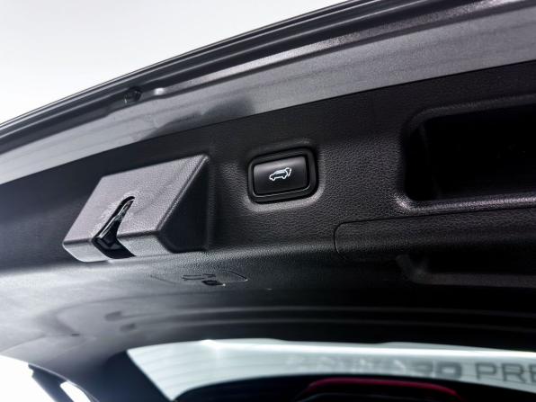 Hyundai Santa Fe IV Рестайлинг с пробегом 2022 года, цена 4 200 000 рублей, 117060 км, внедорожник, Автокод Объявления