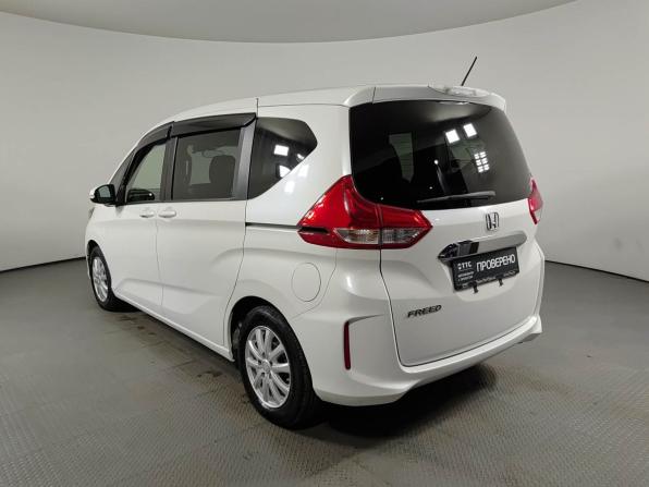 Honda Freed II с пробегом 2019 года, цена 1 390 000 рублей, 157558 км, компактвэн, Автокод Объявления