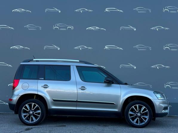Skoda Yeti I Рестайлинг с пробегом 2017 года, цена 1 198 900 рублей, 201816 км, внедорожник, Автокод Объявления