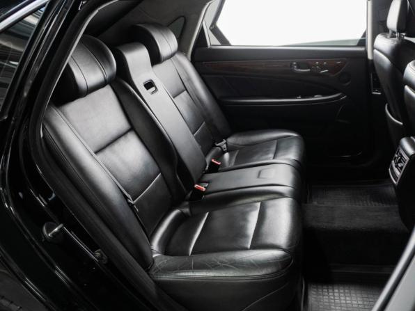 Hyundai Equus II Рестайлинг с пробегом 2013 года, цена 1 719 000 рублей, 205636 км, седан, Автокод Объявления