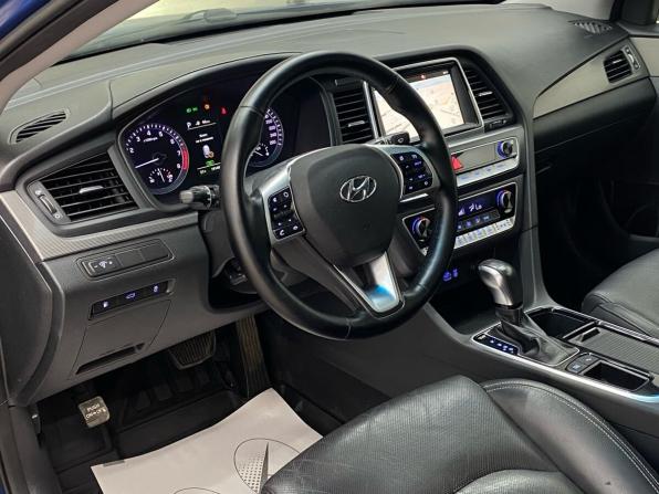 Hyundai Sonata VII (LF) Рестайлинг с пробегом 2018 года, цена 1 599 000 рублей, 191494 км, седан, Автокод Объявления