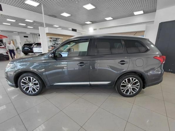 Mitsubishi Outlander III Рестайлинг 2 с пробегом 2016 года, цена 1 690 000 рублей, 294631 км, внедорожник, Автокод Объявления