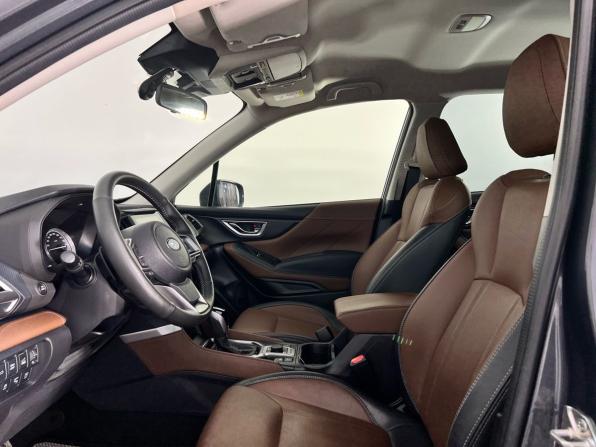 Subaru Forester V Рестайлинг с пробегом 2023 года, цена 4 949 000 рублей, 31500 км, внедорожник, Автокод Объявления