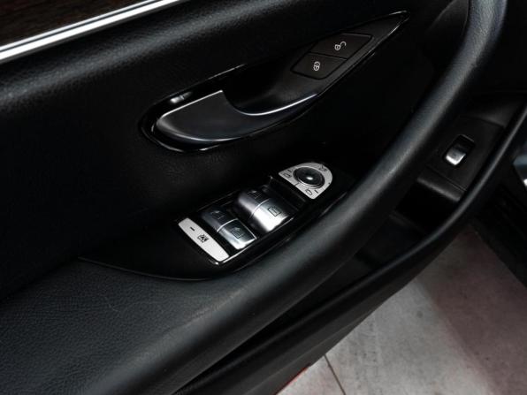 Mercedes-Benz E-Класс V (W213 S213 C238) с пробегом 2019 года, цена 2 499 000 рублей, 174890 км, седан, Автокод Объявления