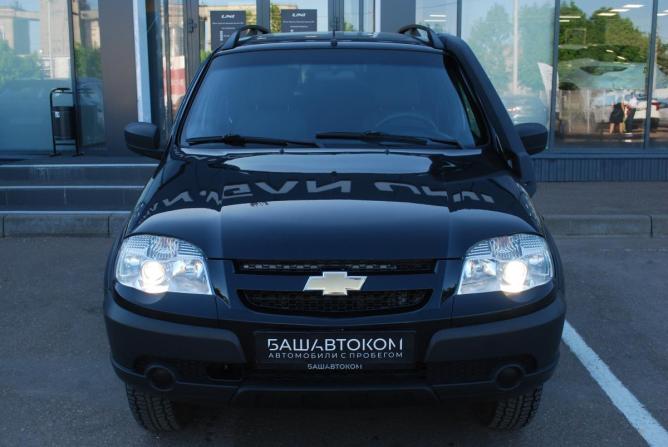 Chevrolet Niva I Рестайлинг с пробегом 2018 года, цена 800 000 рублей, 95450 км, внедорожник, Автокод Объявления