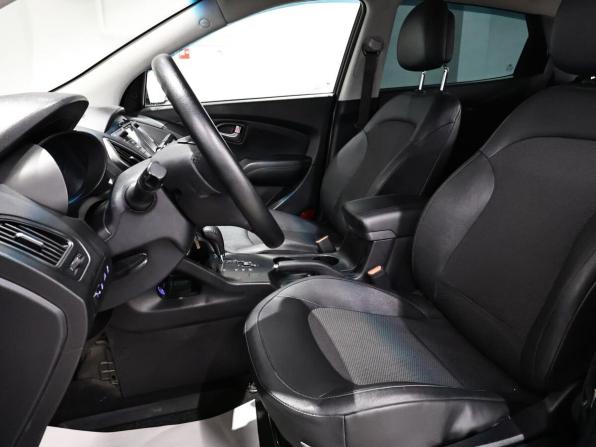 Hyundai ix35 I Рестайлинг с пробегом 2015 года, цена 1 130 000 рублей, 211000 км, внедорожник, Автокод Объявления
