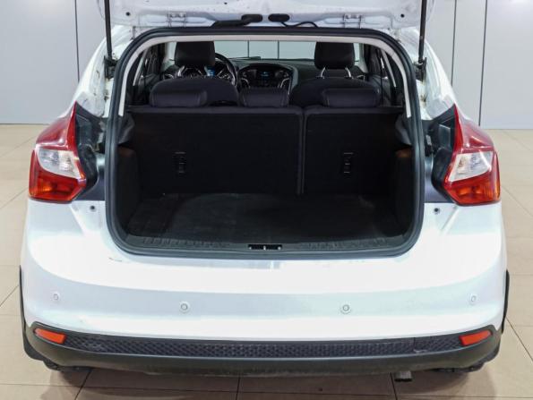 Ford Focus III с пробегом 2015 года, цена 899 000 рублей, 142157 км, хэтчбек, Автокод Объявления