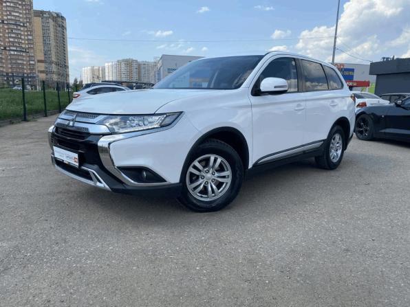 Mitsubishi Outlander III Рестайлинг 3 с пробегом 2019 года, цена 2 095 000 рублей, 112388 км, внедорожник, Автокод Объявления
