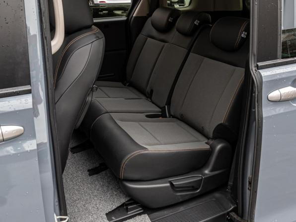 Honda Freed III с пробегом 2024 года, цена 2 769 000 рублей, 10695 км, компактвэн, Автокод Объявления