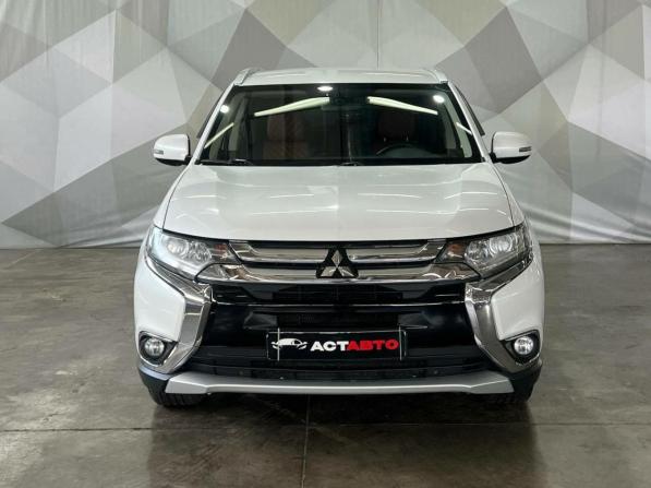 Mitsubishi Outlander III Рестайлинг 3 с пробегом 2018 года, цена 2 000 000 рублей, 189190 км, внедорожник, Автокод Объявления