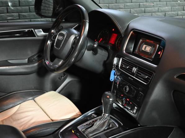 Audi Q5 I (8R) с пробегом 2011 года, цена 1 100 000 рублей, 252526 км, внедорожник, Автокод Объявления