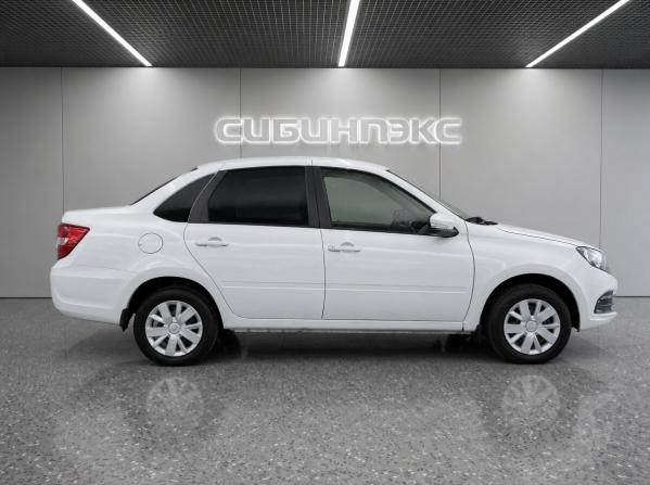 Lada (ВАЗ) Granta I Рестайлинг с пробегом 2024 года, цена 885 000 рублей, 37000 км, седан, Автокод Объявления
