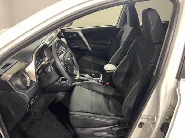 Toyota RAV4 IV (XA40) с пробегом 2014 года, цена 1 949 000 рублей, 129697 км, внедорожник, Автокод Объявления