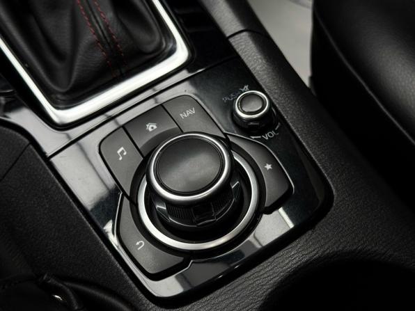 Mazda 3 III (BM) с пробегом 2014 года, цена 1 349 000 рублей, 140889 км, седан, Автокод Объявления
