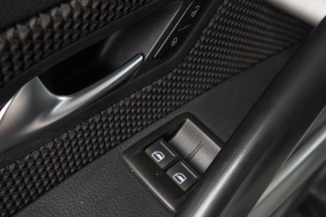 Volkswagen Scirocco III с пробегом 2011 года, цена 1 969 000 рублей, 69900 км, хэтчбек, Автокод Объявления