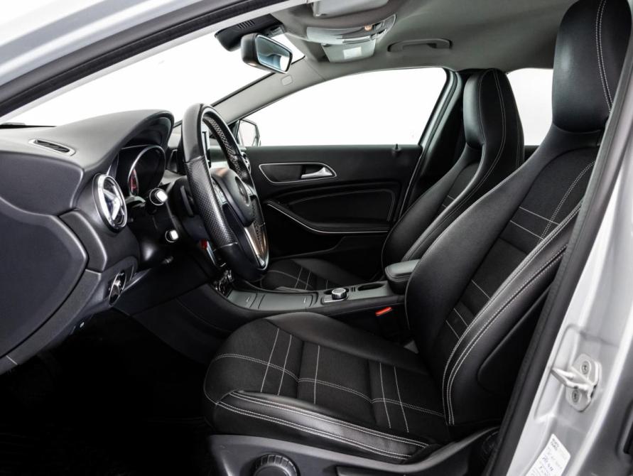 Mercedes-Benz GLA I (X156) Санкт-Петербург  - изображение 19