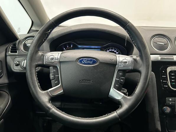 Ford S-MAX I Рестайлинг с пробегом 2011 года, цена 909 000 рублей, 215094 км, минивэн, Автокод Объявления