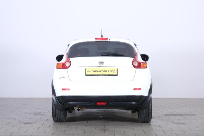 Nissan Juke I с пробегом 2014 года, цена 1 219 000 рублей, 198000 км, внедорожник, Автокод Объявления