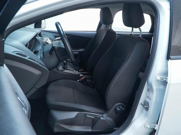 Ford Focus III Рестайлинг с пробегом 2018 года, цена 1 349 071 рубль, 98529 км, универсал, Автокод Объявления