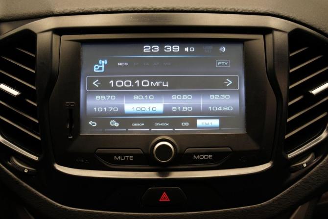 Lada (ВАЗ) Vesta I с пробегом 2017 года, цена 869 000 рублей, 88317 км, седан, Автокод Объявления