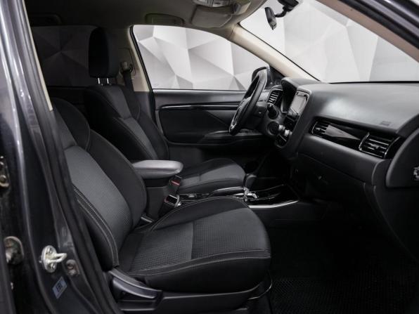 Mitsubishi Outlander III Рестайлинг 3 с пробегом 2020 года, цена 2 290 000 рублей, 78830 км, внедорожник, Автокод Объявления