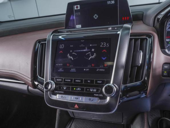 Toyota Crown XV (S220) с пробегом 2019 года, цена 3 180 000 рублей, 63224 км, седан, Автокод Объявления