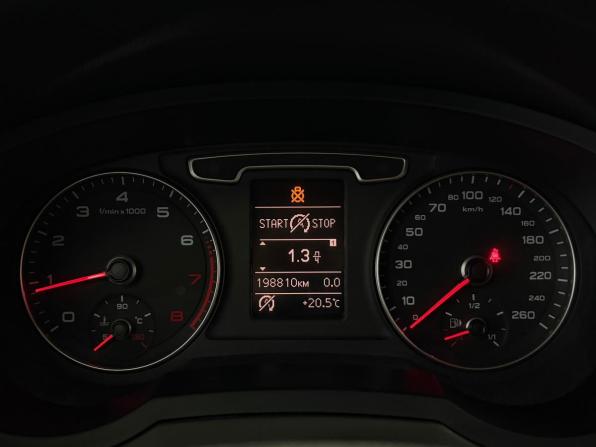 Audi Q3 I (8U) с пробегом 2012 года, цена 1 377 000 рублей, 198382 км, внедорожник, Автокод Объявления
