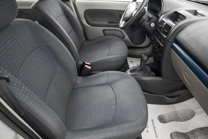 Renault Clio II Рестайлинг 2 с пробегом 2004 года, цена 399 000 рублей, 199000 км, хэтчбек, Автокод Объявления