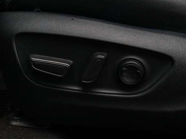 Toyota RAV4 V (XA50) с пробегом 2021 года, цена 3 450 000 рублей, 42444 км, внедорожник, Автокод Объявления