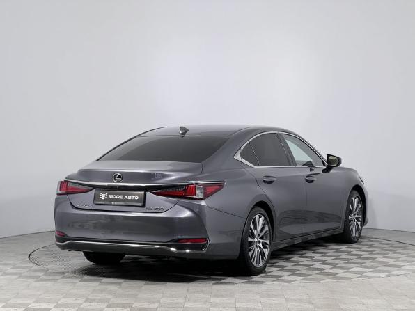Lexus ES VII с пробегом 2018 года, цена 3 850 000 рублей, 96181 км, седан, Автокод Объявления
