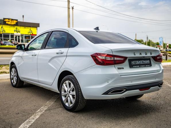 Lada (ВАЗ) Vesta I Рестайлинг (NG) с пробегом 2024 года, цена 1 538 000 рублей, 10837 км, седан, Автокод Объявления