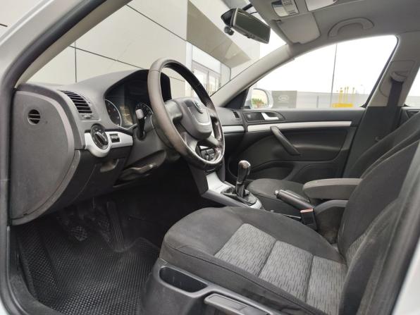 Skoda Octavia II (A5) Рестайлинг с пробегом 2009 года, цена 850 000 рублей, 131000 км, лифтбек, Автокод Объявления