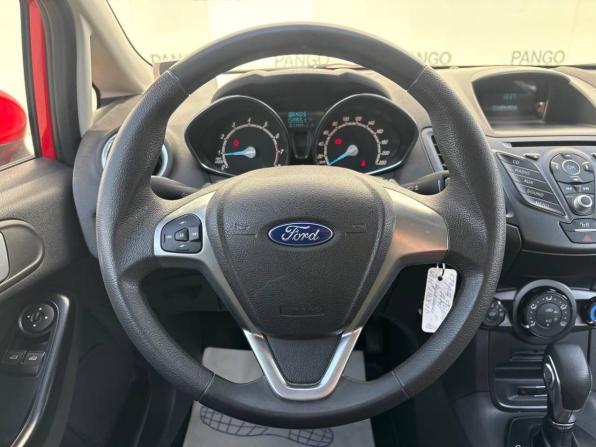 Ford Fiesta Mk6 Рестайлинг с пробегом 2016 года, цена 1 020 000 рублей, 30000 км, хэтчбек, Автокод Объявления
