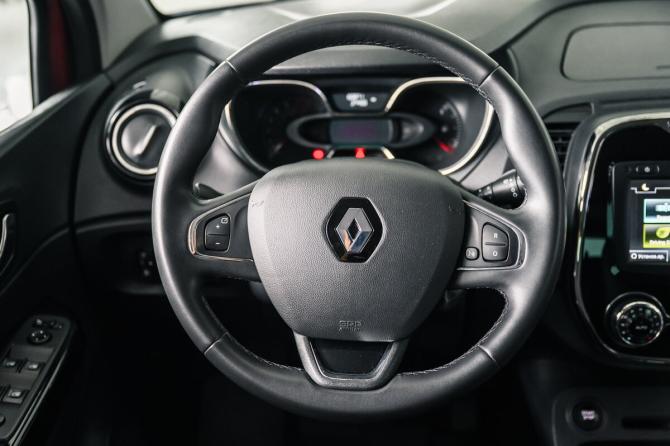 Renault Kaptur I Рестайлинг с пробегом 2021 года, цена 1 200 000 рублей, 145432 км, внедорожник, Автокод Объявления