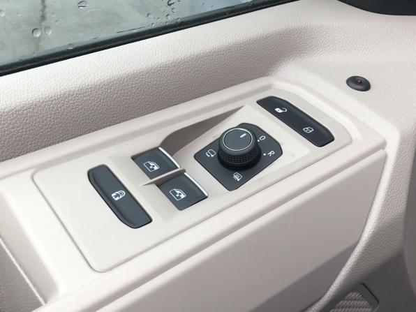 Volkswagen Multivan T7 с пробегом 2025 года, цена 10 200 000 рублей, 1216 км, минивэн, Автокод Объявления