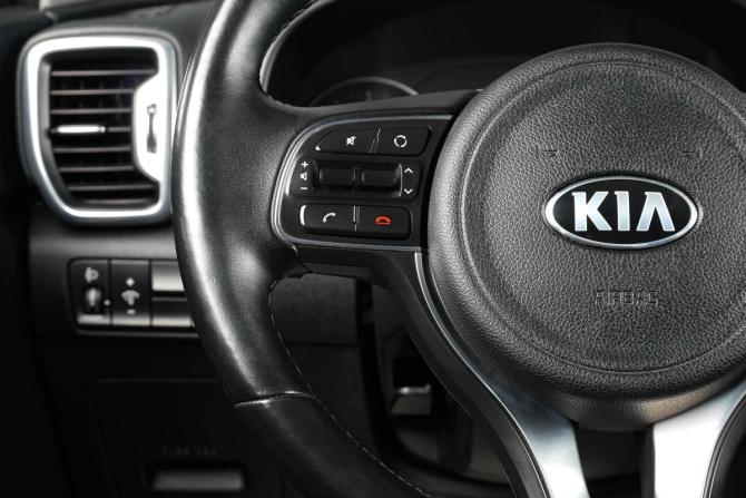 Kia Sportage IV с пробегом 2016 года, цена 1 839 000 рублей, 115000 км, внедорожник, Автокод Объявления