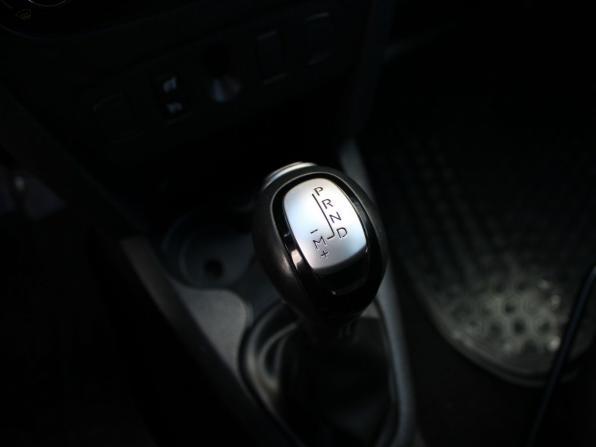 Renault Sandero II с пробегом 2016 года, цена 599 000 рублей, 224709 км, хэтчбек, Автокод Объявления