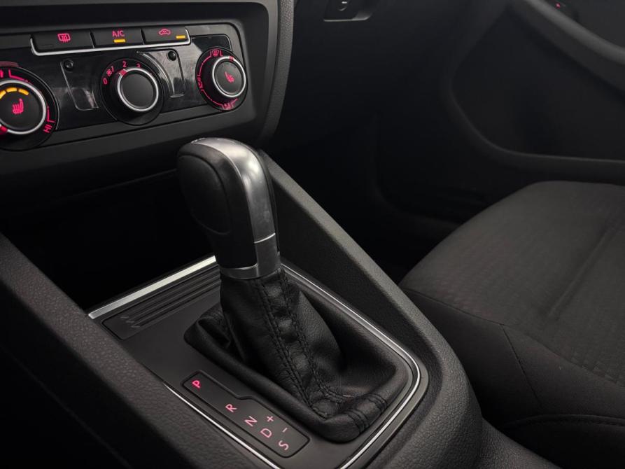 Volkswagen Jetta VI Рестайлинг Псков  - изображение 16